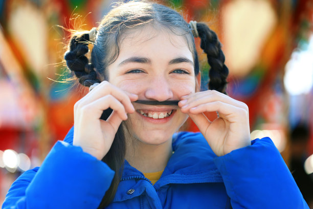 有趣的胡子图片下载