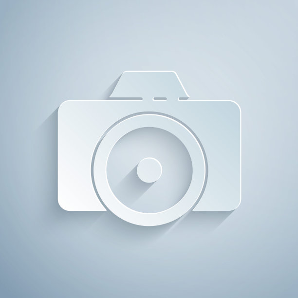 剪纸照片相机图标孤立在灰色背景。与相机图标。纸艺术风格。矢量图图片下载