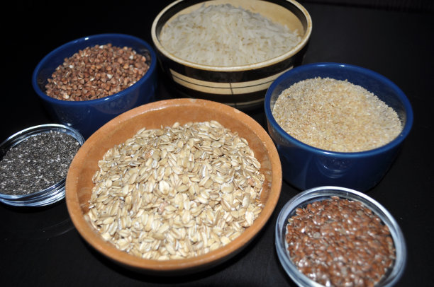 用于生产蔬菜奶的有用谷物图片下载