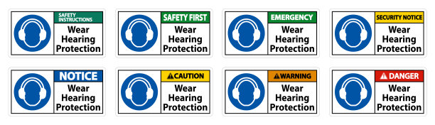 佩戴白色背景的听力保护标志图片下载