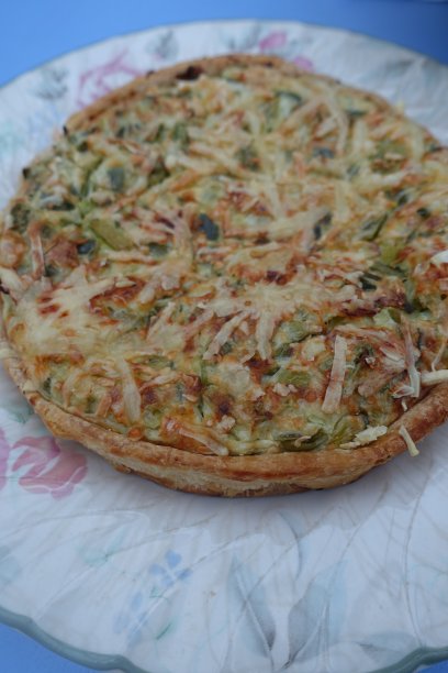 韭菜奶酪派图片下载