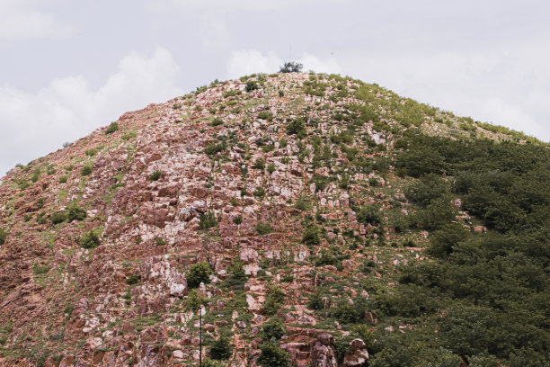 卡纳塔克邦穆查坎迪的石头山丘景观图片下载