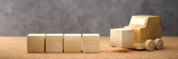 一个叉车正在移动空的木制立方体自己的信息和图标- 3d插图图片下载