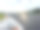 从低角度观察懒散的公路。图片下载