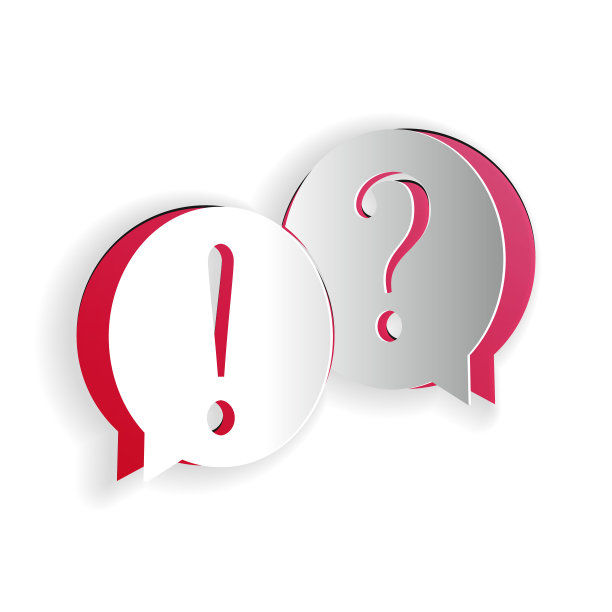 剪纸讲话气泡与疑问和感叹号图标孤立在白色背景。常见问题的迹象。复制文件，聊天语音气泡。纸艺术风格。向量图片下载