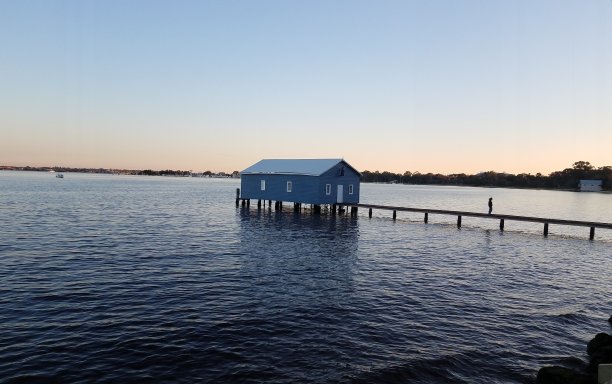 蓝船屋图片下载