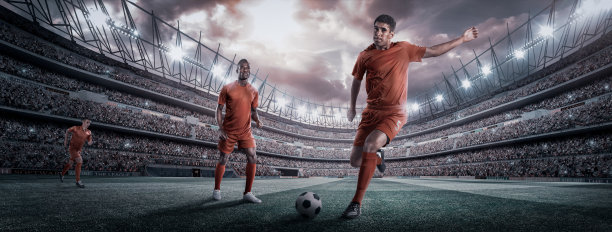 足球运动员在比赛中图片下载