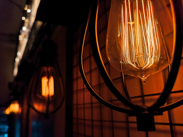 酒吧的灯光图片下载