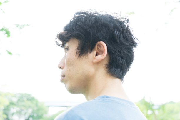 一个日本人的肖像图片下载