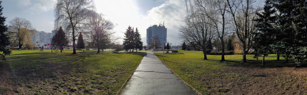 苏联人春天在加里宁格勒建造的房子图片下载