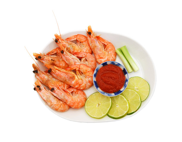 在白色背景上孤立的煮虾图片下载