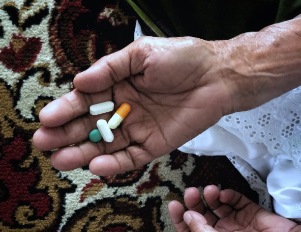 药物依赖的生活图片下载