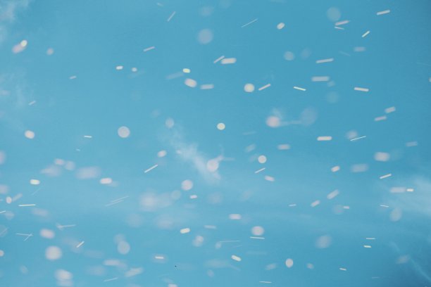 蓝色的天空图片下载