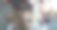 Covid-19细胞针对戴口罩打喷嚏的妇女图片下载