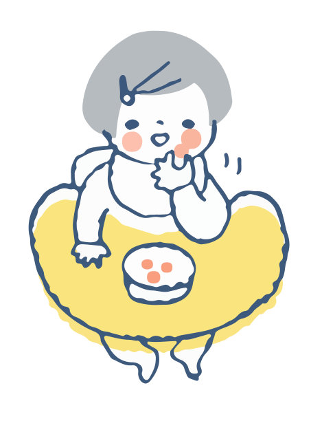 婴儿坐在婴儿椅上吃零食图片下载