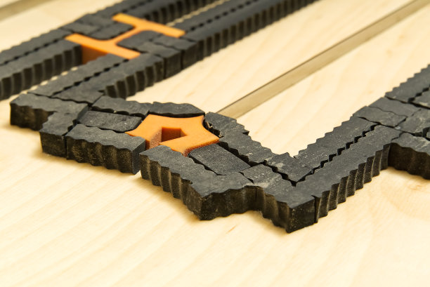 裁切模-测谎仪行业，用于裁切和折叠包装用纸或纸箱。包装生产模切模具。图片下载