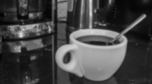 白杯子里好的黑咖啡图片下载