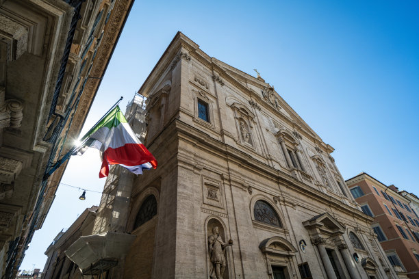 法国的圣路易教堂或罗马的圣路易吉教堂图片下载