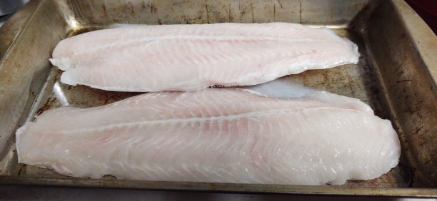 准备烧鱼片图片下载