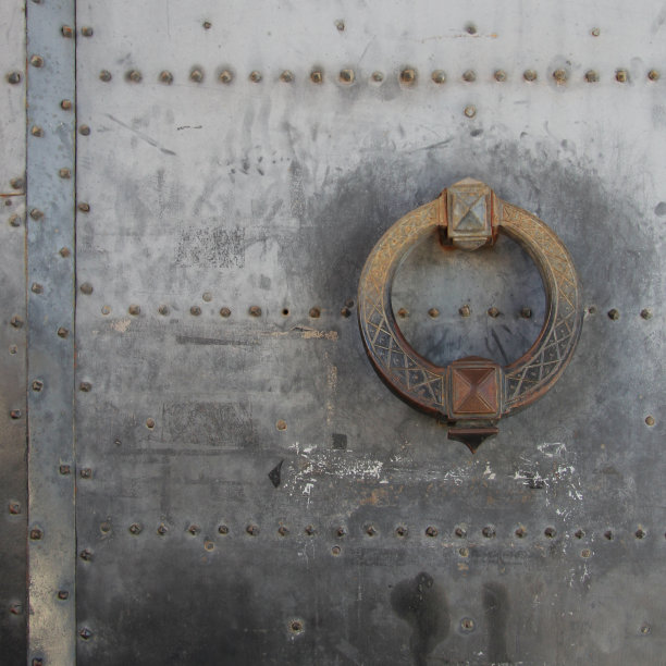 通往过去宝藏的大门图片下载