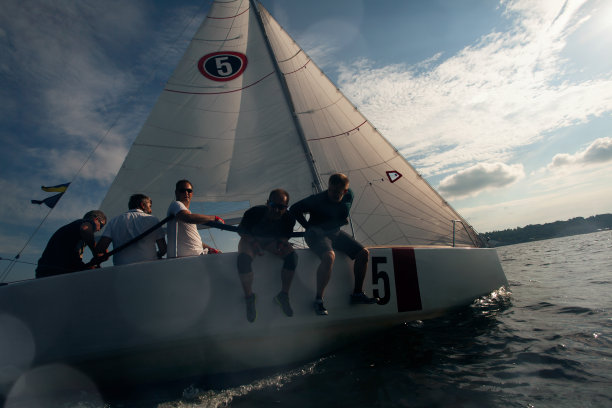 游艇。航海赛舟会。图片下载