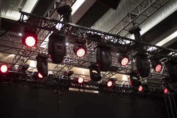 光线照亮了这景色图片下载