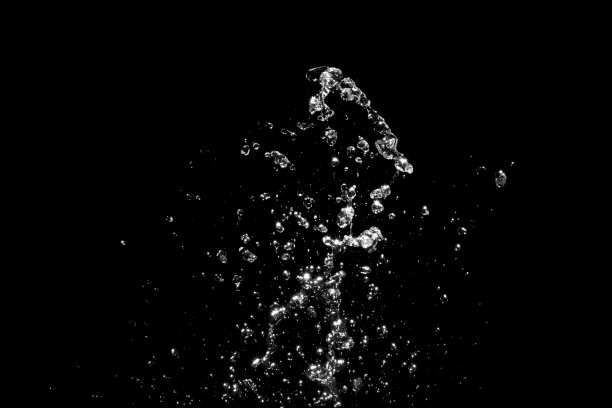 水飞溅。图片下载