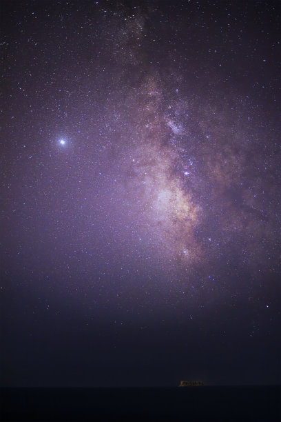 马耳他Filfla上空的银河图片下载