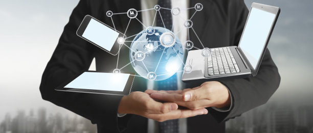 技术技术设备相互连接在手中图片下载