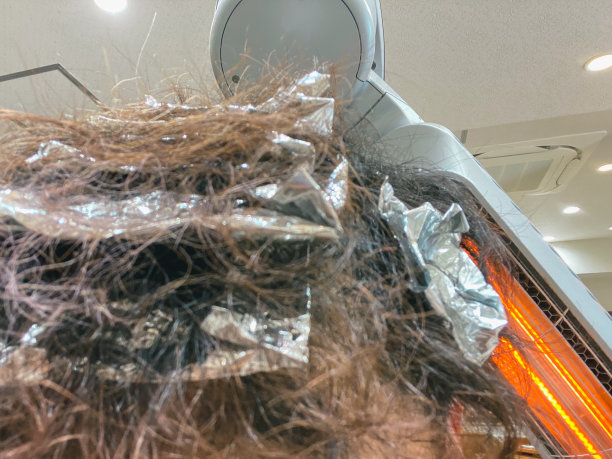 男人染头发图片下载