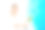 在公寓里修理。快乐的小女孩用蓝色的油漆涂墙，图片下载