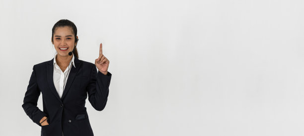 业务客户电话和视频呼叫中心服务。图片下载