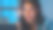 亚洲聪明的自由职业商业女性晚上在家里的客厅里用笔记本电脑工作的时候吃着方便面。图片下载