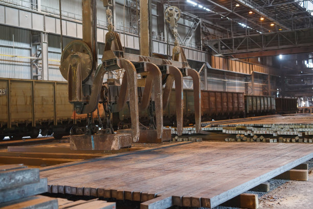 仓库金属空白。用于金属电镀的工厂图片下载