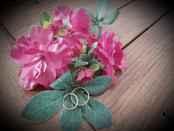 2周年纪念日快乐图片下载