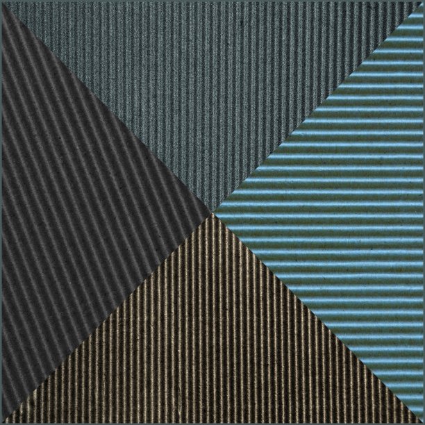 多色条纹三角形拼贴画。图片下载