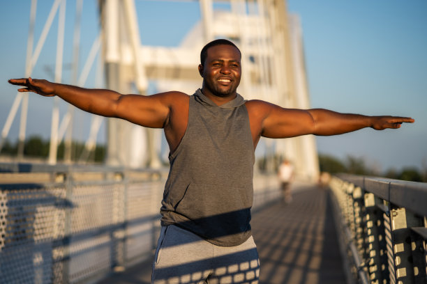 人户外锻炼图片下载