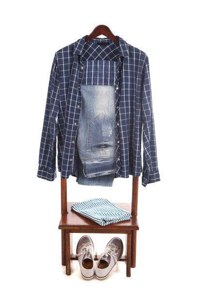 衣架和衣服图片下载