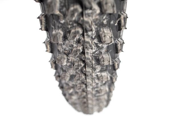 山地自行车轮胎图片下载