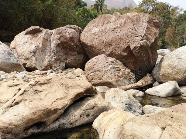 河流岩石图片下载