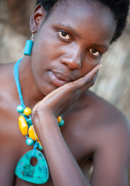 非洲的女人图片下载