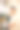 小女孩有一个圣诞礼品盒图片下载