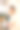 小女孩有一个圣诞礼品盒图片下载
