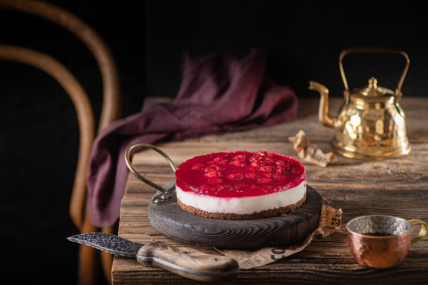 美味的樱桃芝士蛋糕图片下载