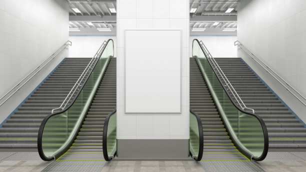 墙上挂着有自动扶梯和楼梯的海报。图片下载