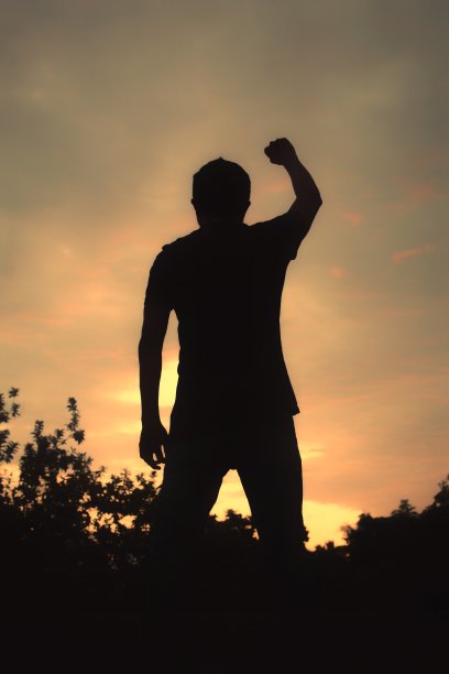 新时代的兴起图片下载