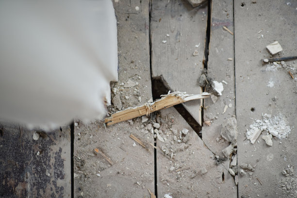 破碎的地板图片下载