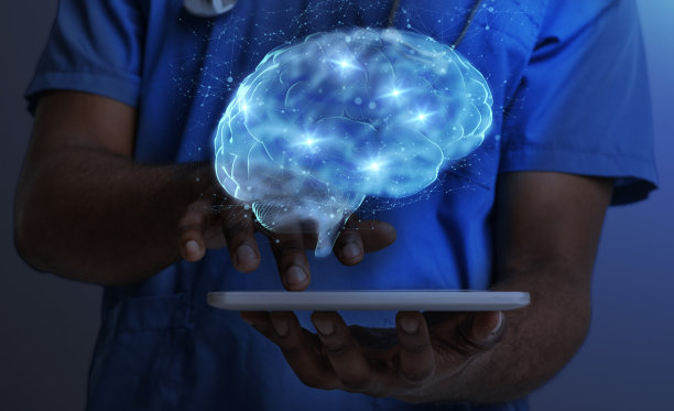 科学技术和医学。黑医生拿着平板电脑，用全息大脑盖过屏幕，拼贴图片下载