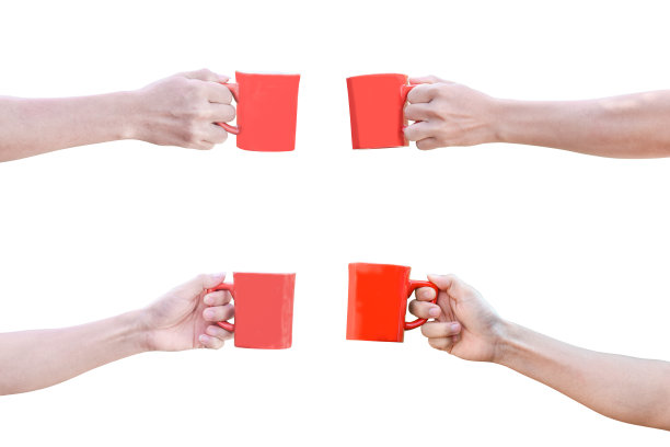 一套手握红杯孤立在白色背景与剪切路径。图片下载