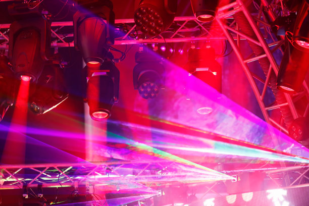 舞台灯光设备图片下载